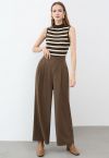 Pantalon droit plissé à taille croisée en marron