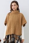 Pull cape en maille torsadée à col roulé Warmth en camel