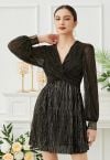 Robe de cocktail métallisée glamour en noir