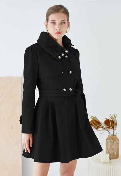 Manteau patineur croisé à col en fausse fourrure en noir