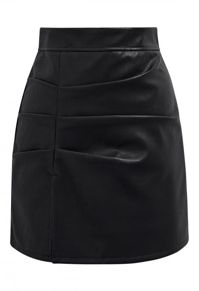Mini-jupe plissée en faux cuir, noire