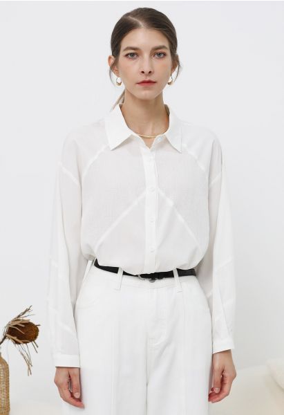 Chemise boutonnée en coton à empiècements géométriques en blanc