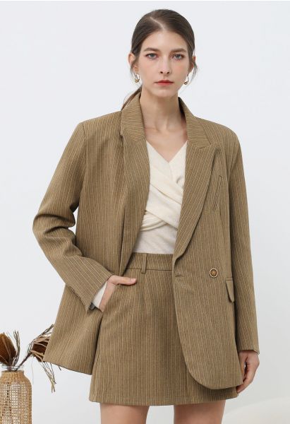 Blazer oversize à épaules rembourrées et rayures Everlasting en camel