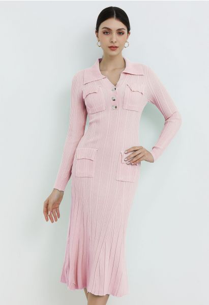 Robe décontractée en tricot côtelé avec poches à rabat et col en rose clair