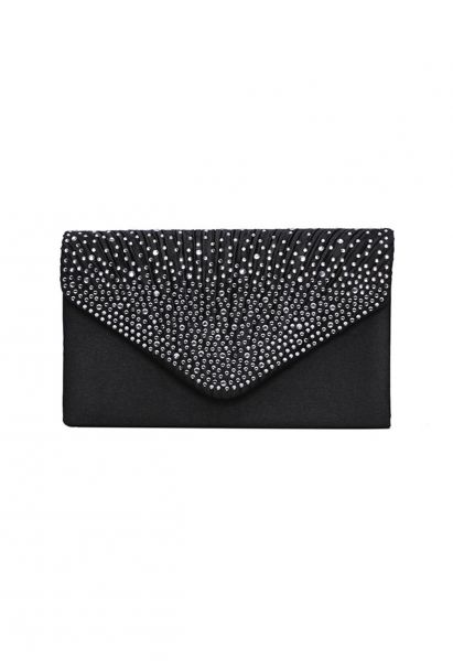 Sac enveloppe en satin orné de strass en noir