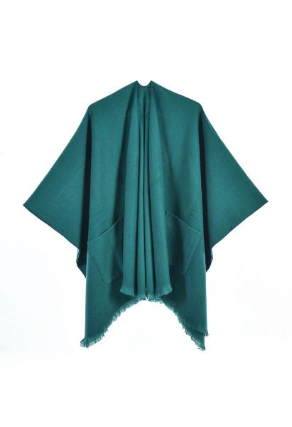 Poncho à ourlet frangé et poche Whisper Soft en vert