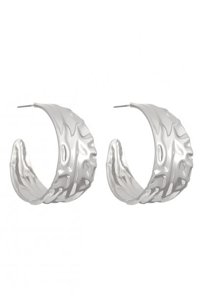 Boucles d'oreilles créoles en forme de C à texture ondulée en argent