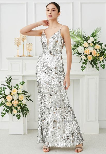 Robe caraco sirène à sequins et décolleté en V profond en argent