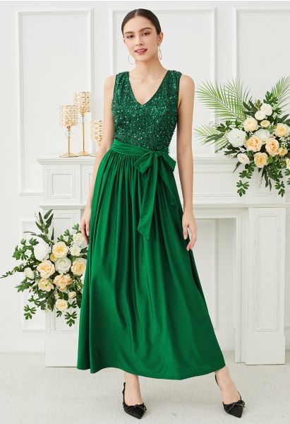 Robe sans manches à paillettes et col en V en vert foncé