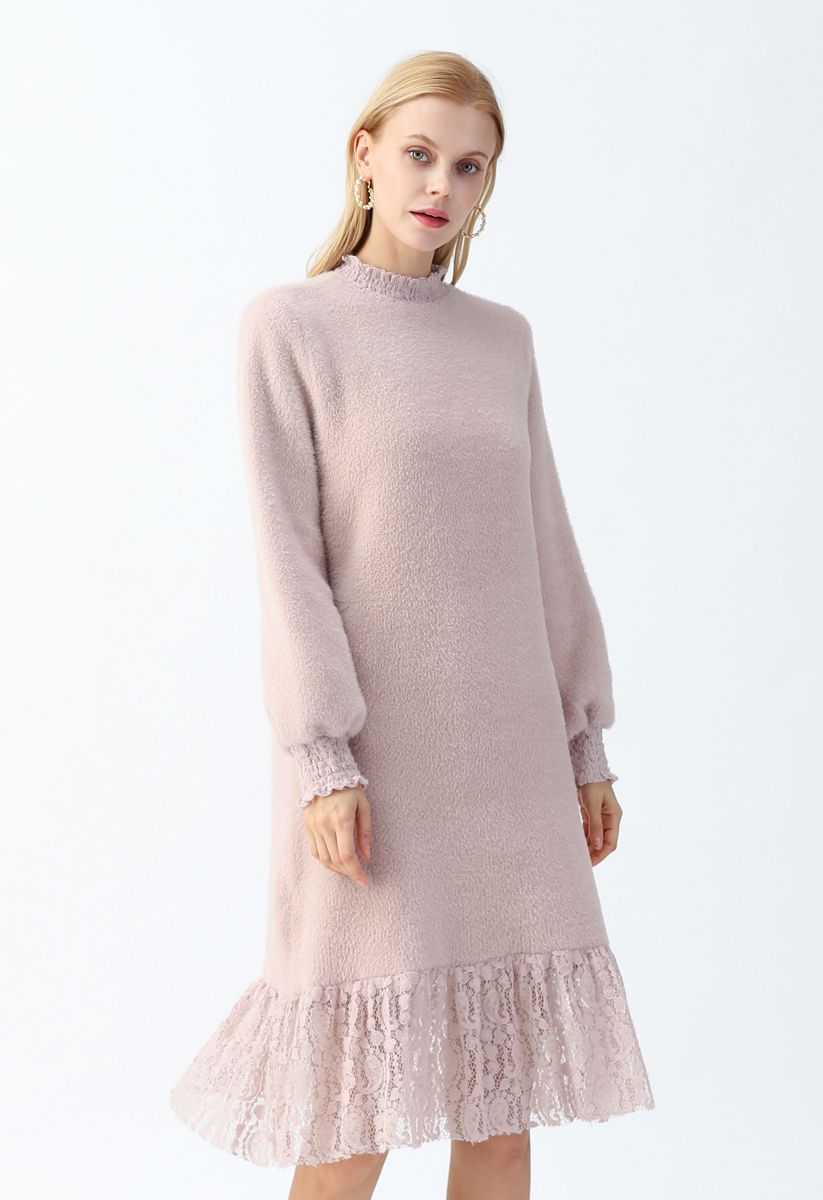 Robe droite en tricot moelleux à ourlet en dentelle rose
