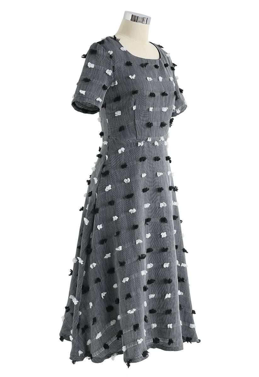 Robe mi-longue ornée de pois en coton 3D