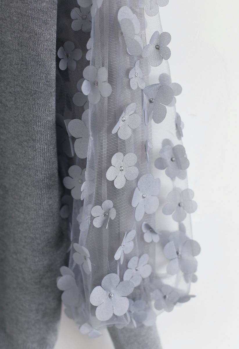 Haut en tricot à manches en maille fleurie 3D en gris