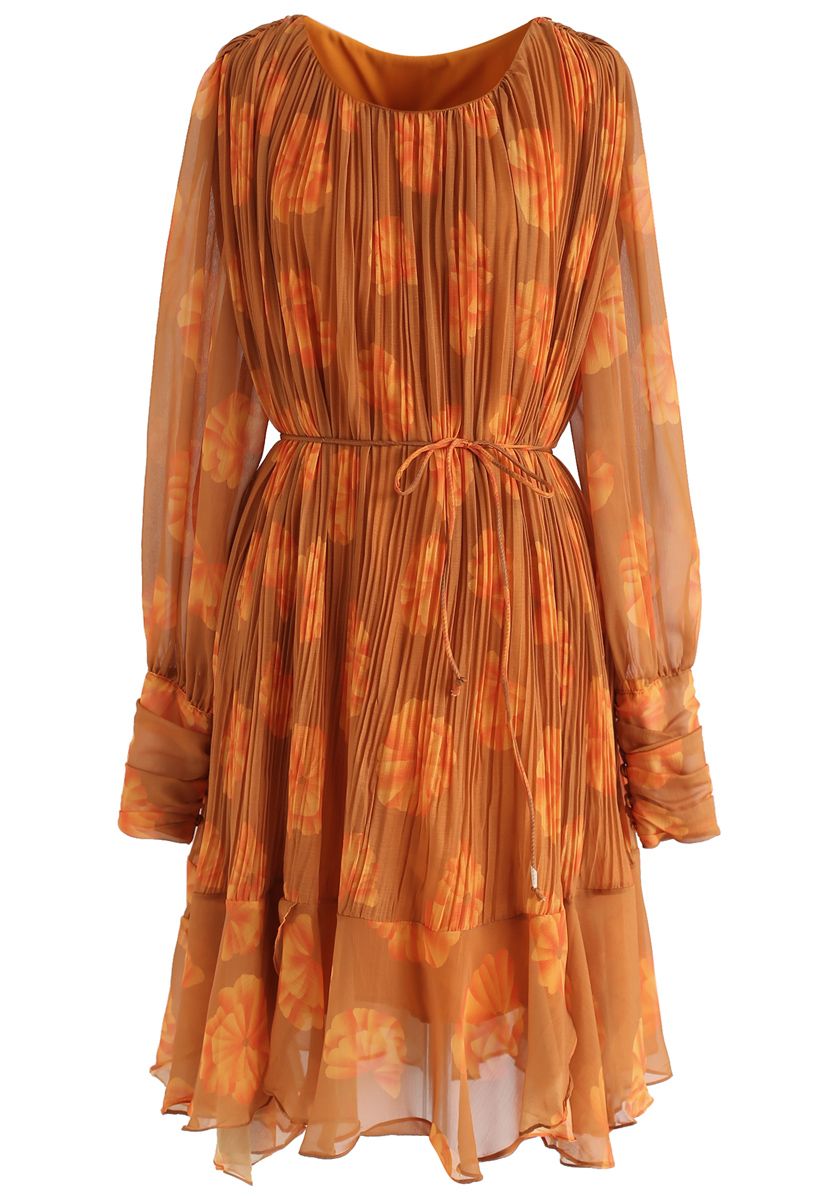 Robe en mousseline de soie plissée à manches transparentes à fleurs en orange