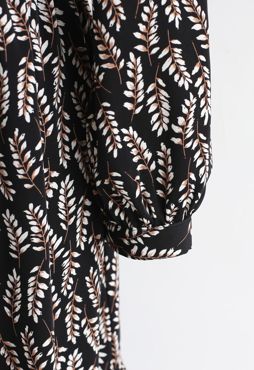 Robe longue portefeuille à imprimé feuilles d'été en noir