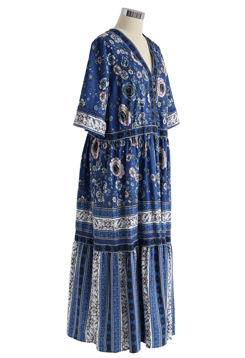 Boho Blossom - Robe longue boutonnée en bleu