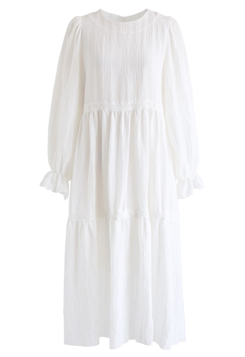 Robe Dolly à manches bouffantes et bordure crochetée en blanc