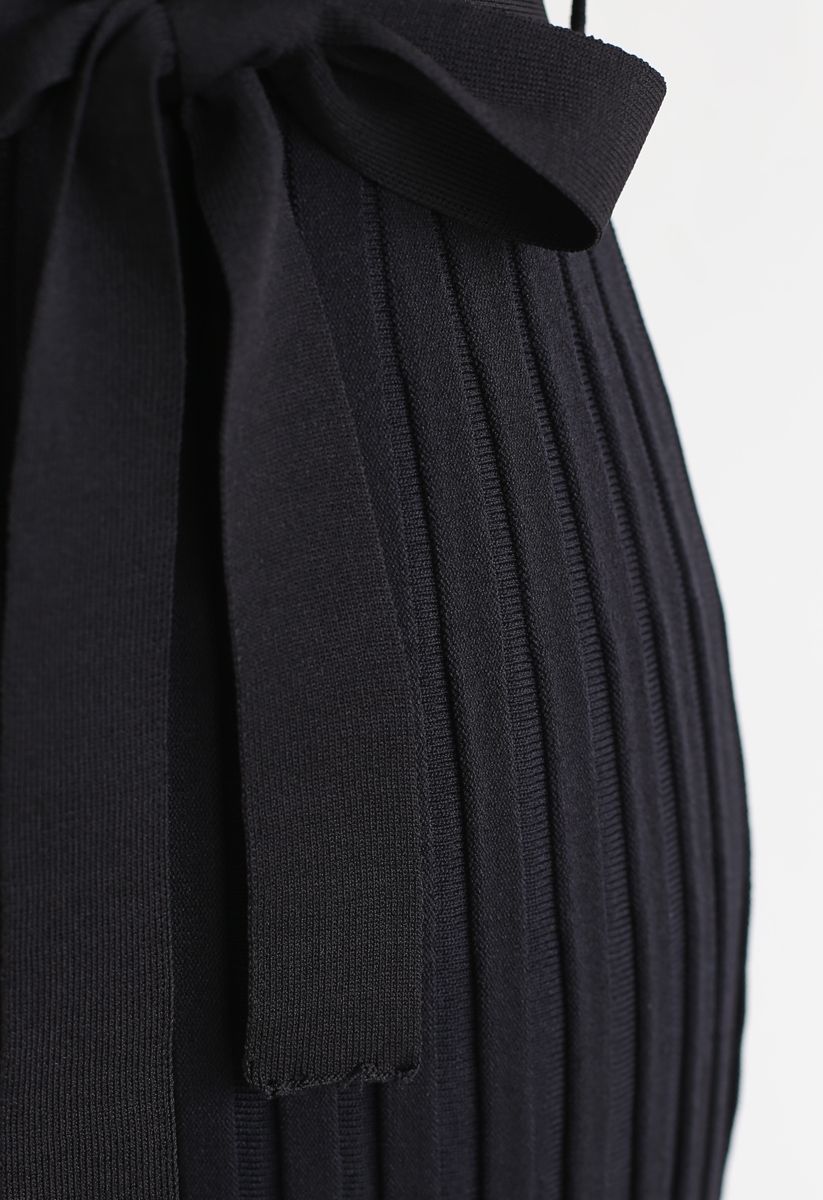 Robe plissée sans manches en maille en noir