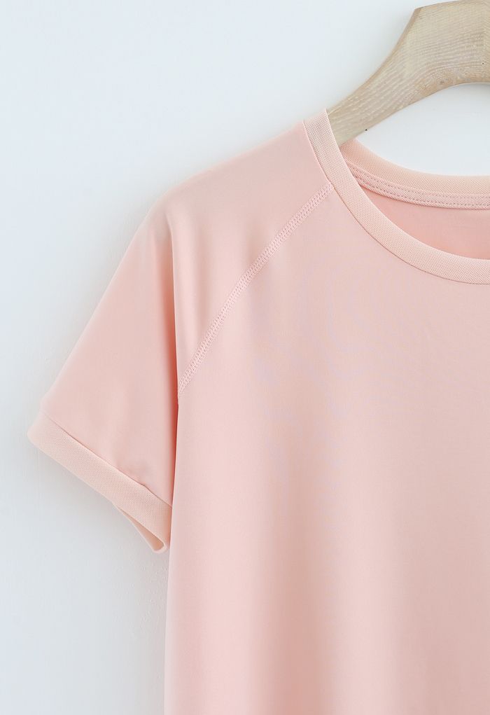 T-shirt léger entrecroisé à rabat en maille en rose nude