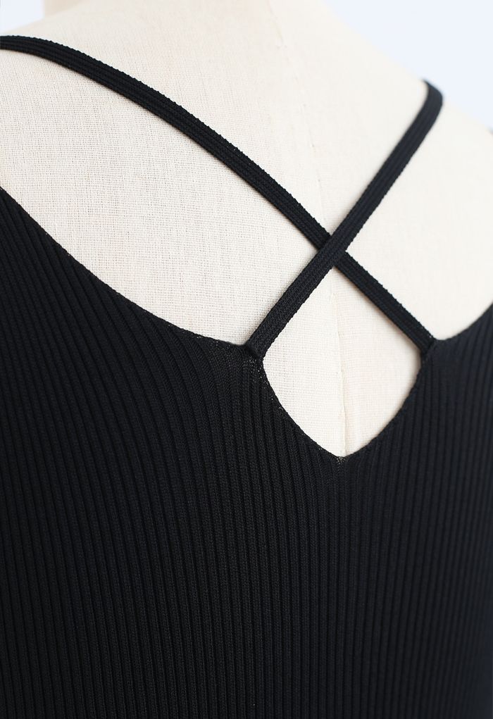 Robe caraco ajustée en tricot côtelé en noir