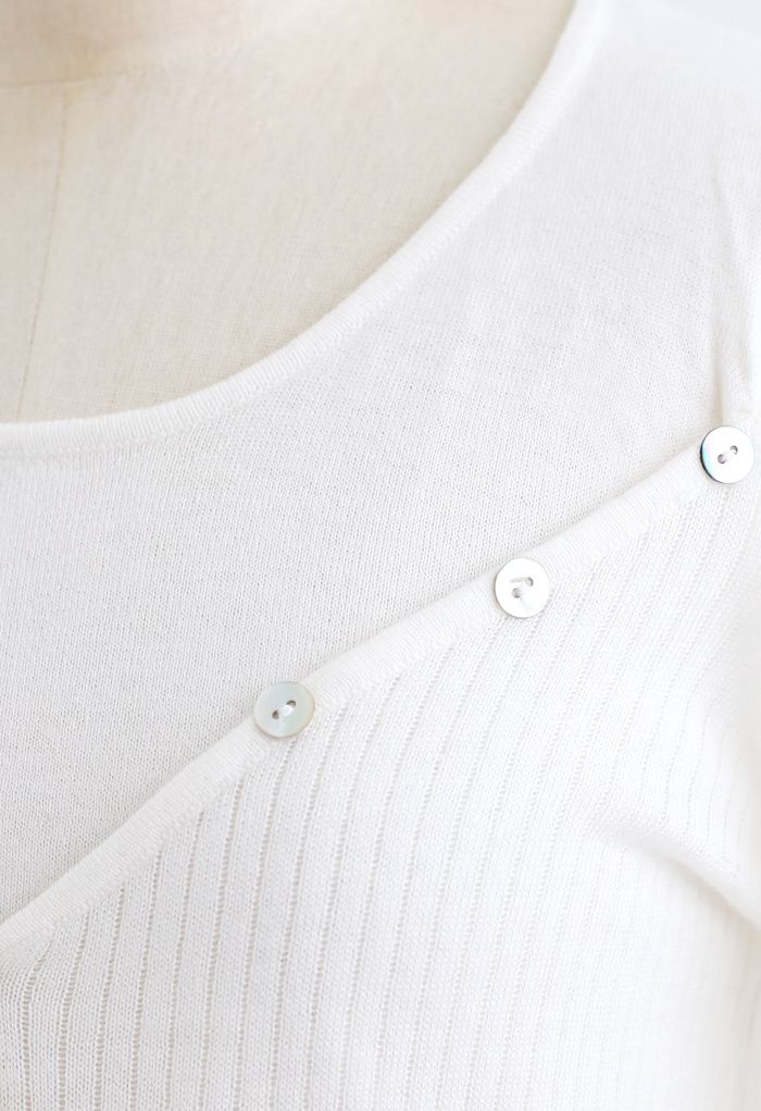 Faux haut en tricot boutonné deux pièces en blanc