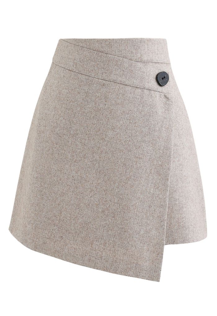 Mini-jupe en laine mélangée à rabat boutonné en fauve clair