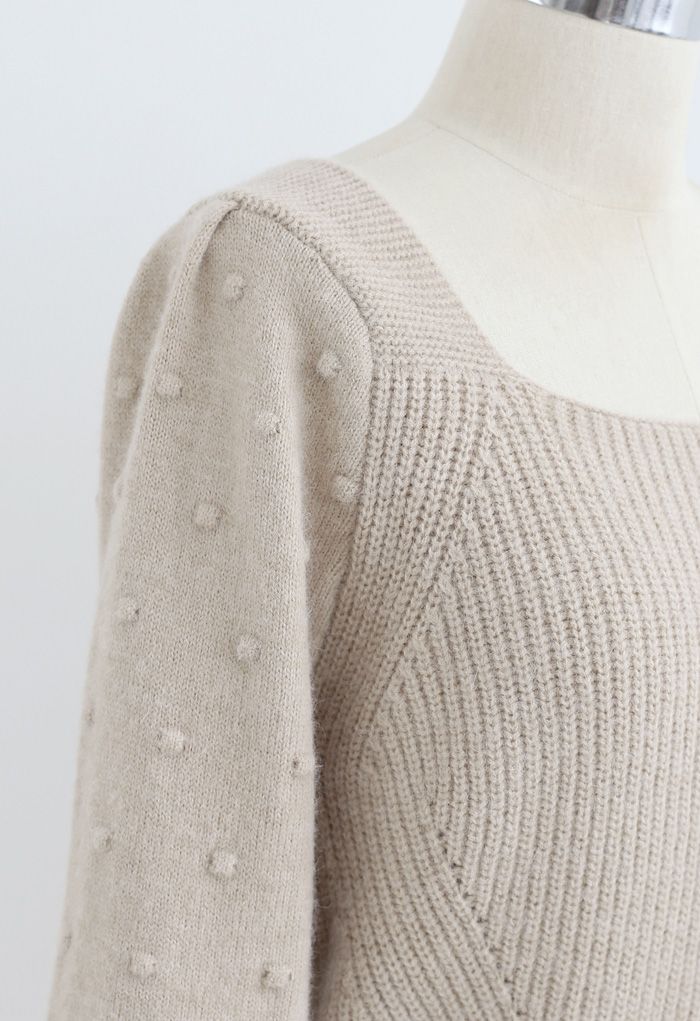 Pull en tricot à encolure carrée avec nœud au dos en fauve clair