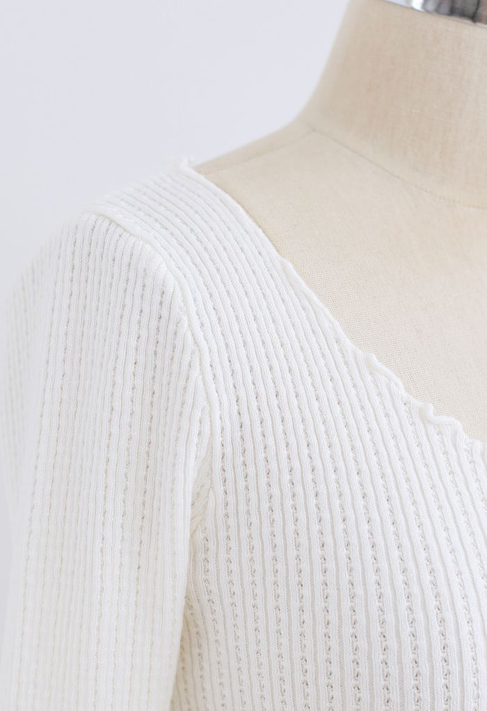 Haut court en tricot à ourlet laitue en blanc
