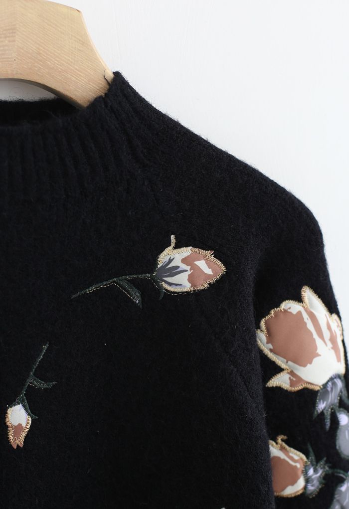 Pull en tricot brodé à imprimé floral numérique en noir
