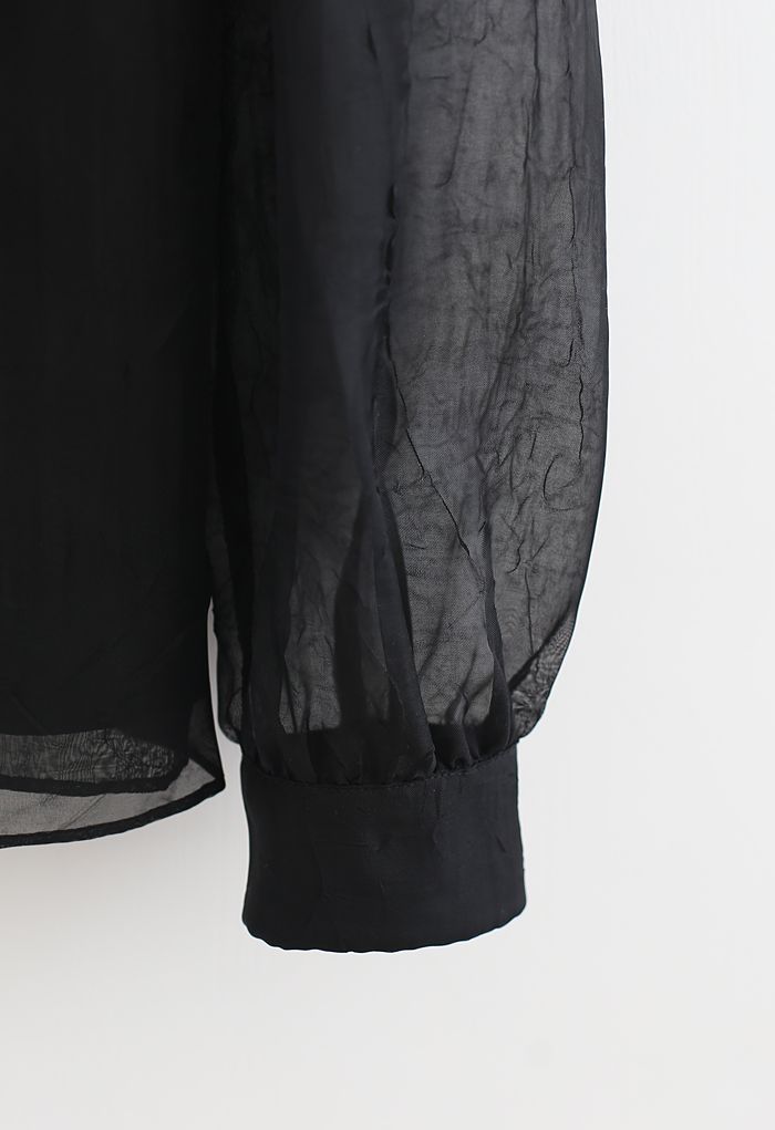 Chemise boutonnée transparente à nœud papillon en noir