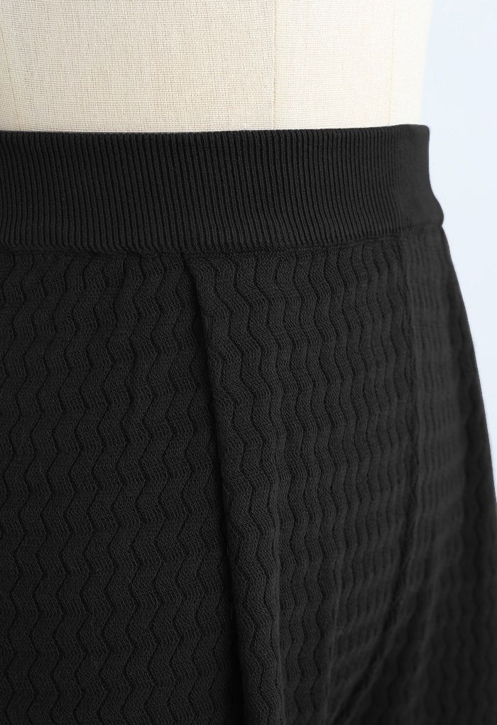 Pantalon en tricot texturé ondulé en noir