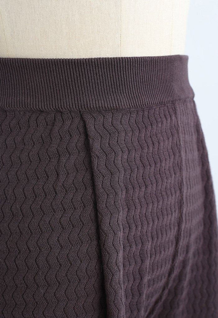 Pantalon en tricot texturé ondulé en marron