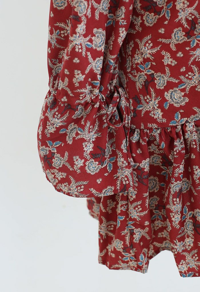 Robe froncée à cordon de serrage à fleurs en rouge