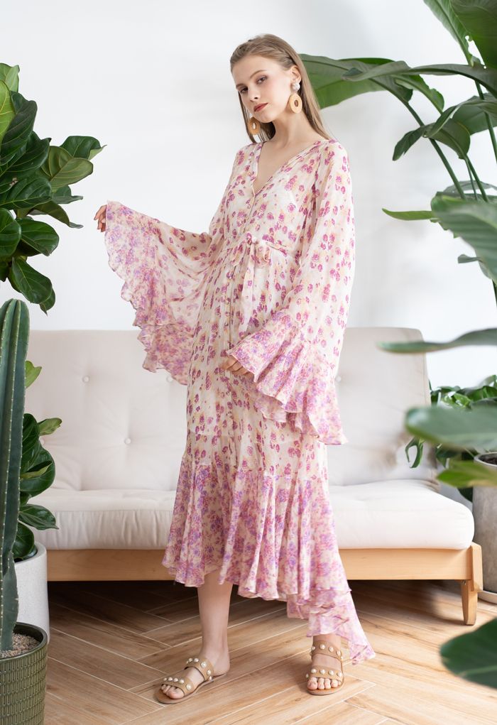 Robe Hi-Lo semi-transparente à petites fleurs et manches kimono