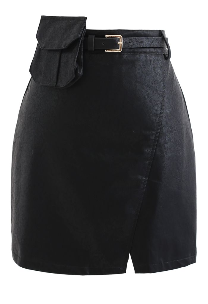Mini jupe bourgeon en similicuir avec poche ceinturée en noir