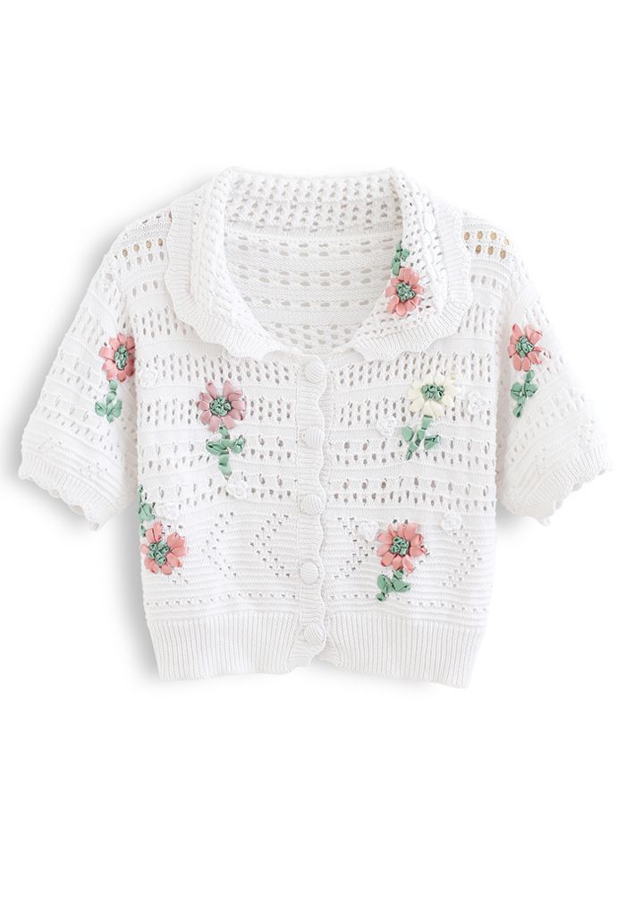 Cardigan tricoté à la main en tricot fleuri à œillets en blanc