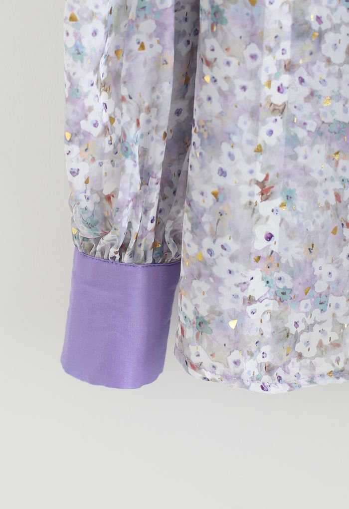 Chemise en organza à manches bouffantes et col avec nœud en violet