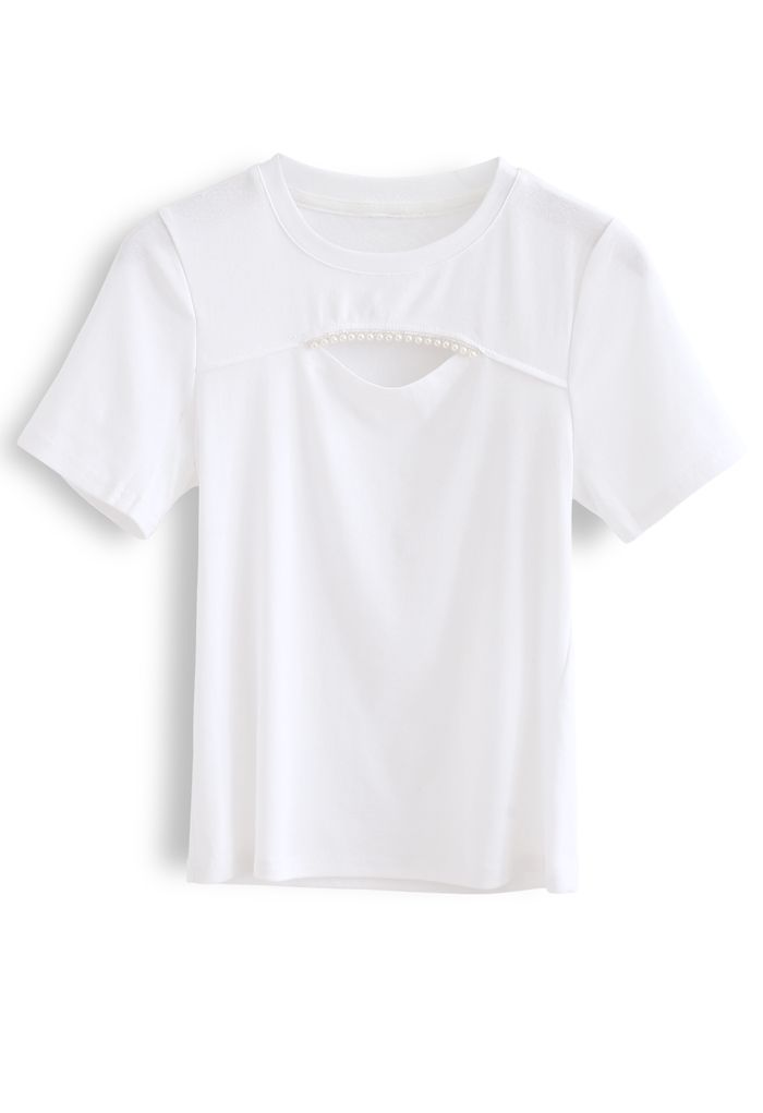 T-shirt ajusté à perles découpées sur le devant en blanc