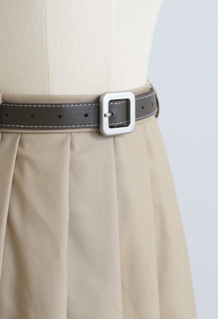 Jupe mi-longue plissée à ceinture classique en fauve