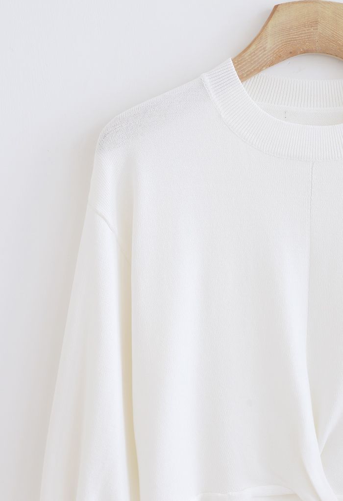 Haut court en tricot côtelé à taille torsadée en blanc