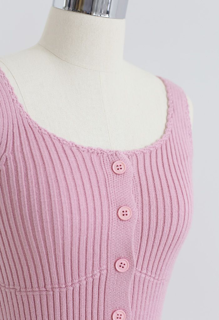 Débardeur court boutonné en tricot côtelé en rose