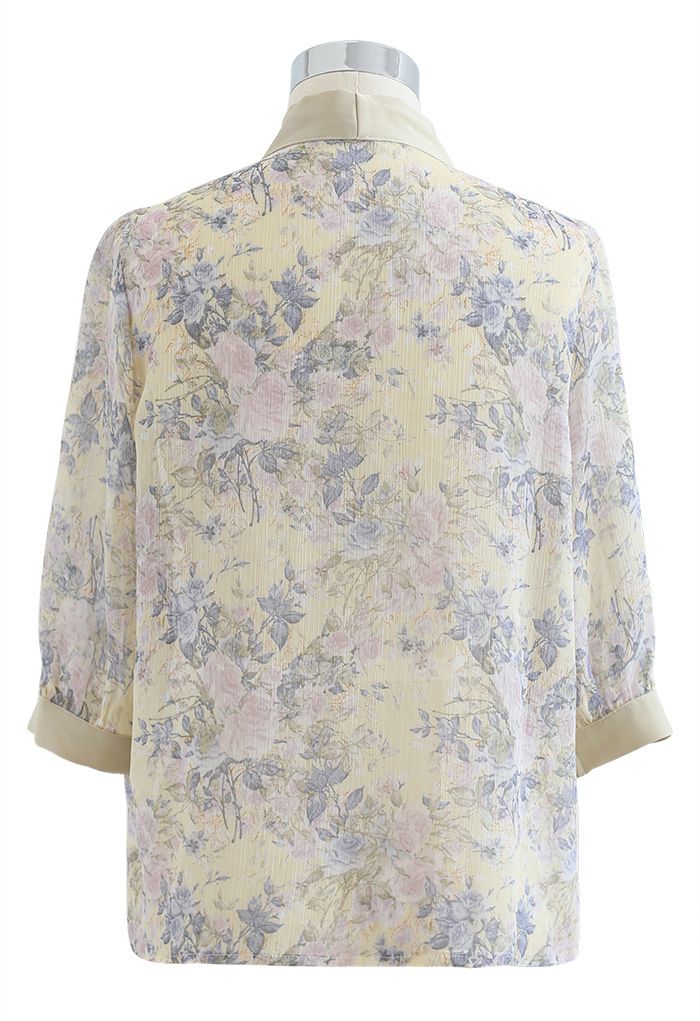 Chemise transparente vintage à col noué à fleurs en vert mousse