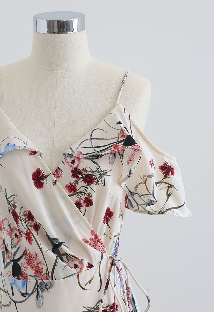 Robe caraco drapée asymétrique imprimée fleurs sauvages