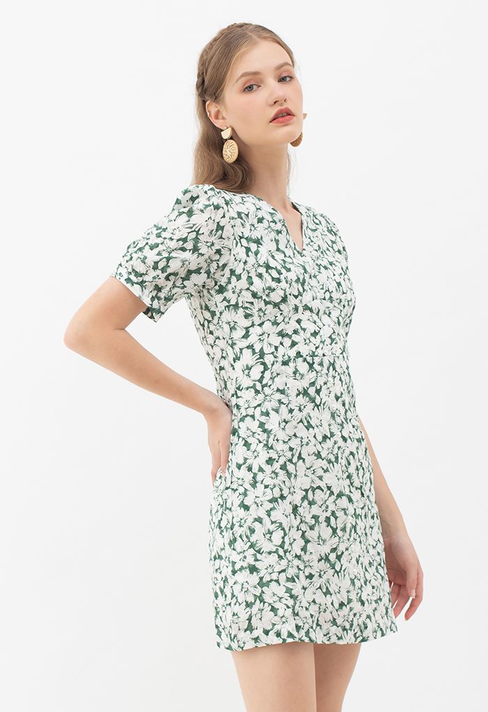 Gentle Blossom Mini robe boutonnée à col en V en vert
