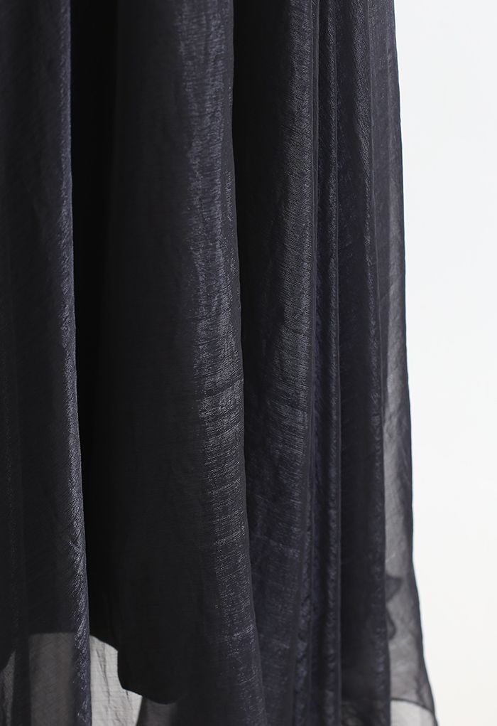 Jupe mi-longue plissée semi-transparente Subtle Shimmer en noir