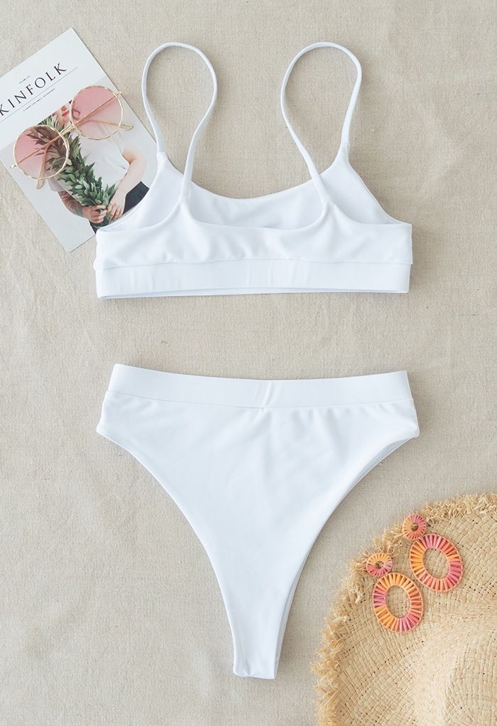 Ensemble de bikini à sequins colorés en blanc