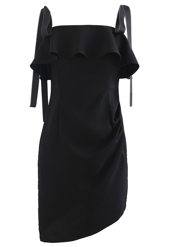 Mini-robe froncée à volants nouée aux épaules en noir