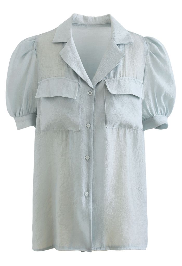 Chemise boutonnée à col cranté et poche à rabat en bleu poussiéreux