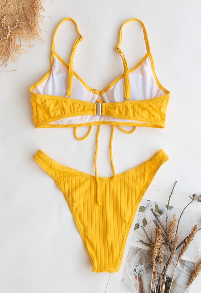 Ensemble de bikini taille basse à bretelles en jaune