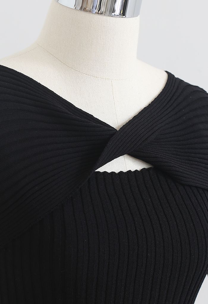 Haut en tricot ajusté torsadé à double usage en noir