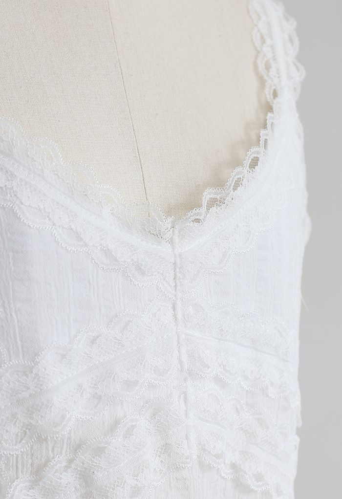 Débardeur camisole en coton mélangé à dentelles en blanc